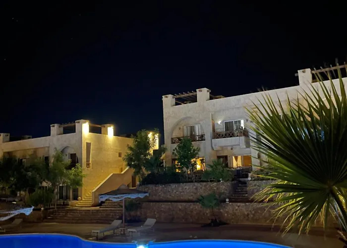 Poolfront Sea View Rated In Apartment