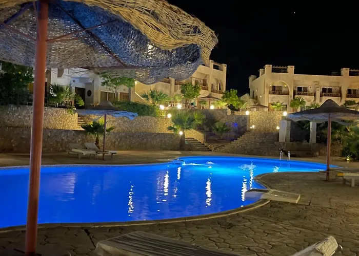Poolfront Sea View Rated In Apartment *